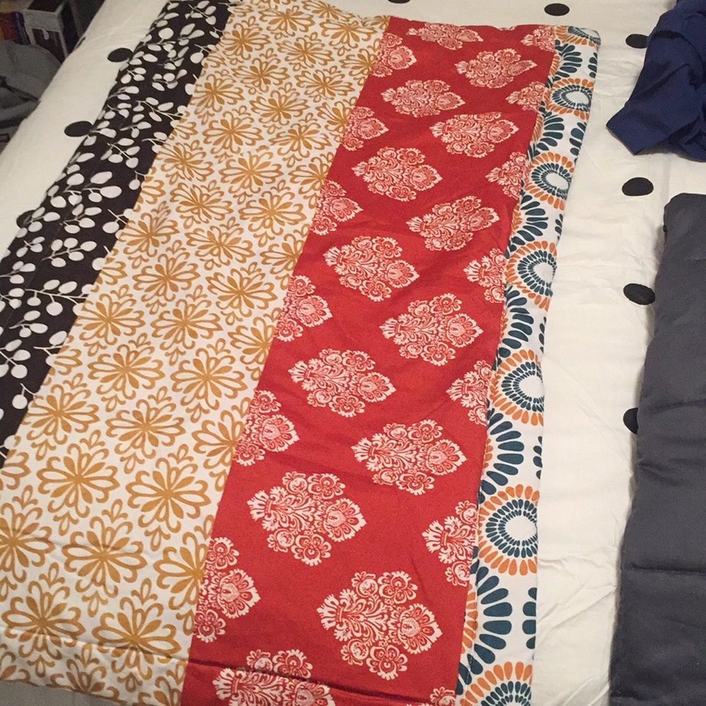 Reversible king sized pillow cases (set of 2)